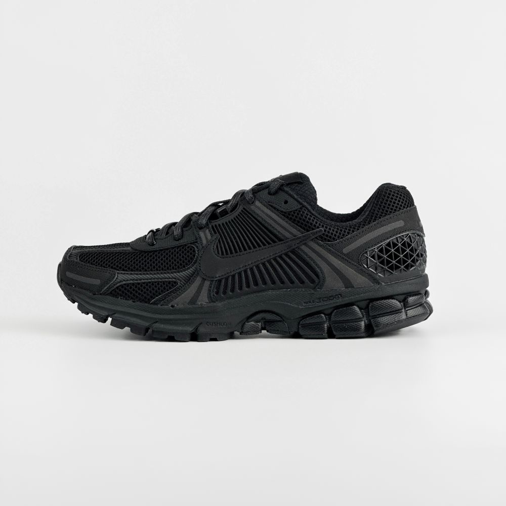 Nike Zoom Vomero 5 Triple Black