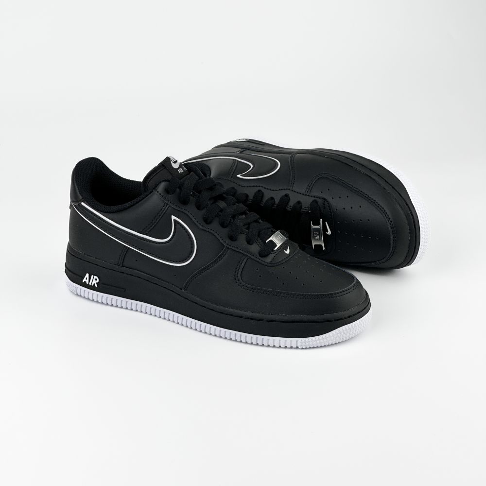 Air force 1 black with sale white sole