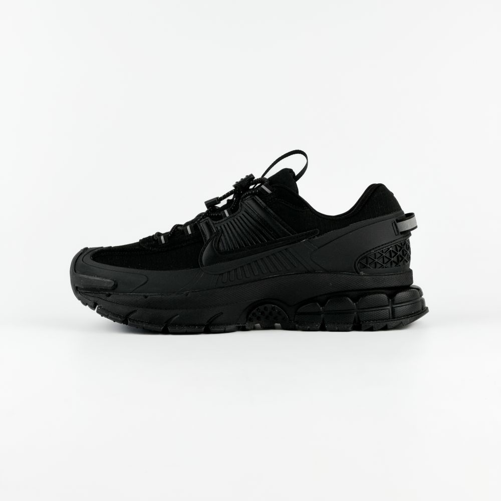 Nike Zoom Vomero Roam Triple Black