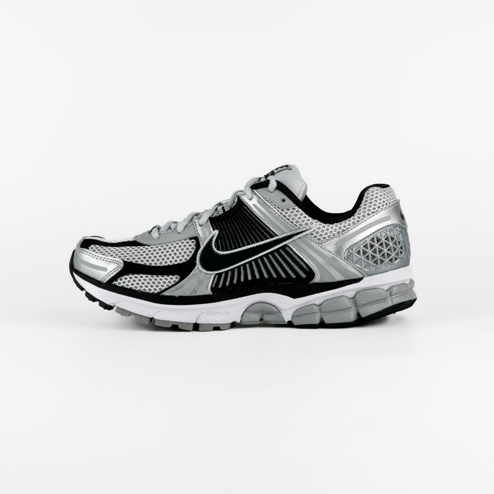 Nike Zoom Vomero 5 Metallic Silver Black