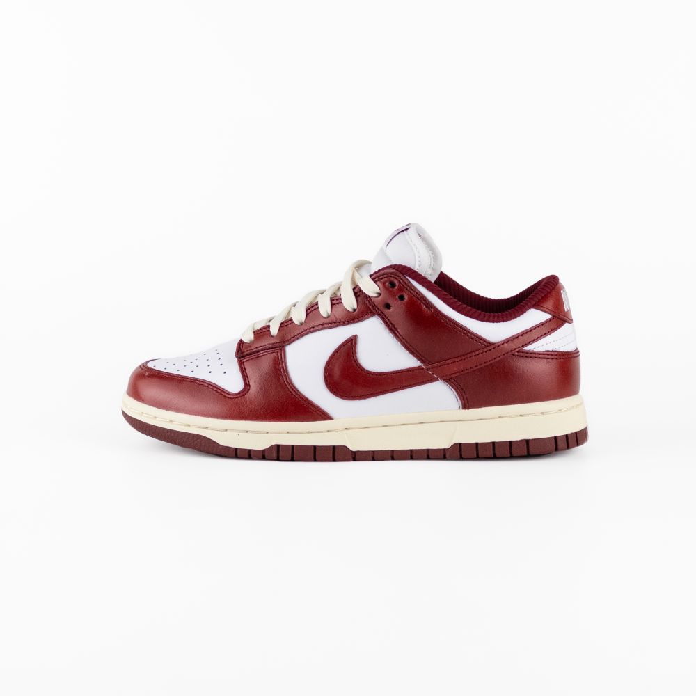 Nike Dunk Low PRM Vintage Team Red